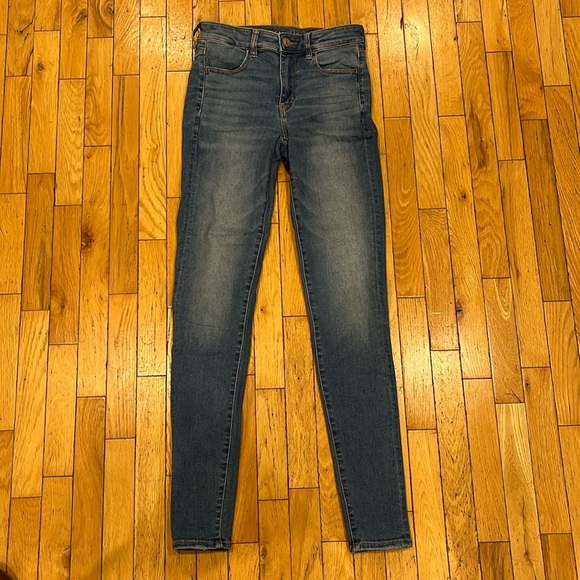 AMERICAN EAGLE High-Rise Next-Level stretch jegging. Size 6 X-long. EUC. - Picture 4 of 13
